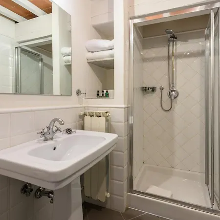 Merlaia By Mmega فيلة Troghi